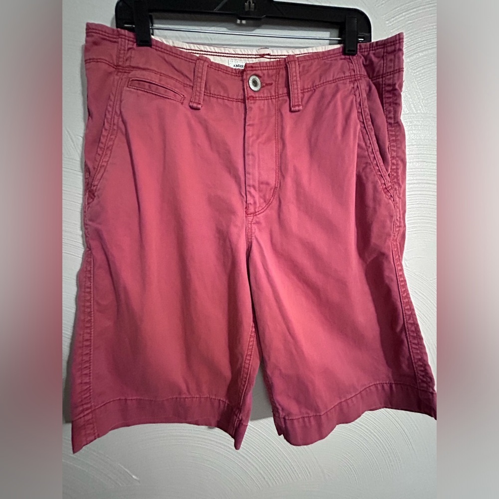 American Eagle Outfitters Longer Length Mens Tag Size 32 Stone Wash Red Shorts
